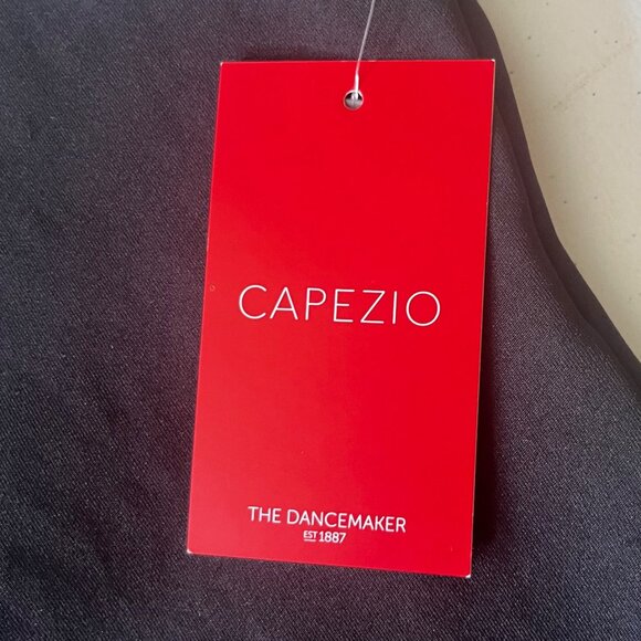 Capezio Short Sleeve Leotard Girls Large Black Dance Gymnastics New - Picture 9 of 10